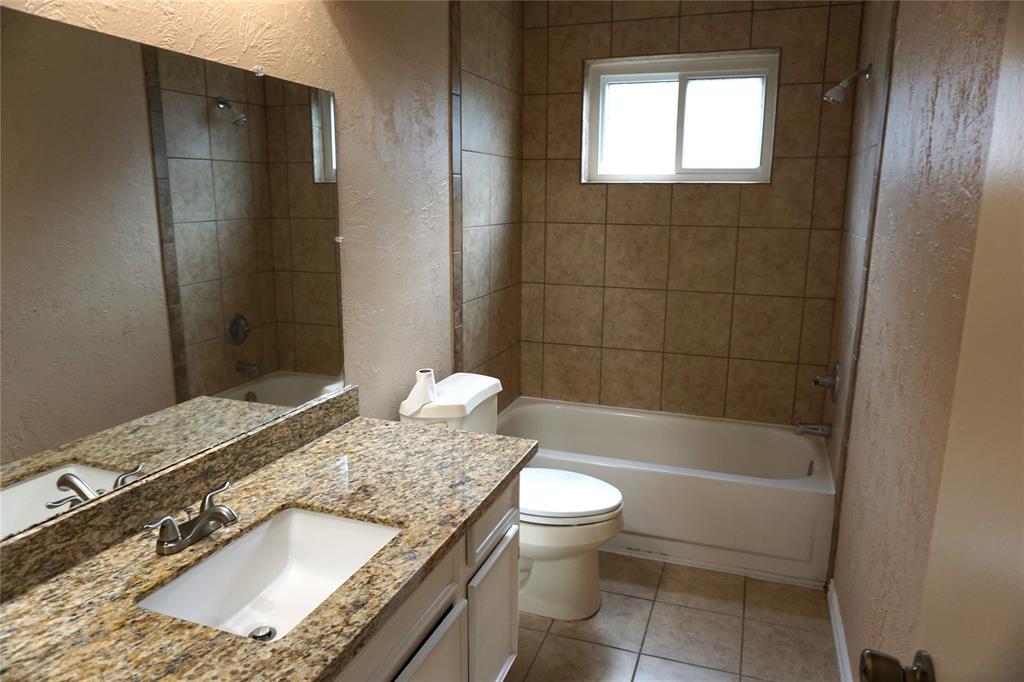 9734 Rocky Hollow Road, La Porte, Texas image 7