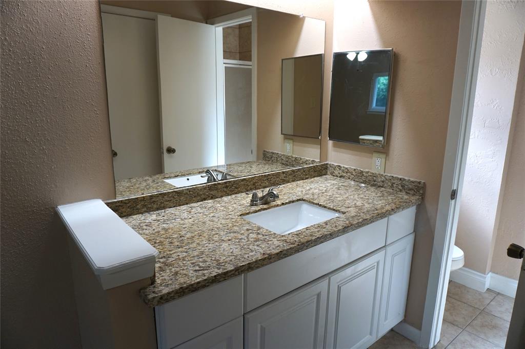 9734 Rocky Hollow Road, La Porte, Texas image 10