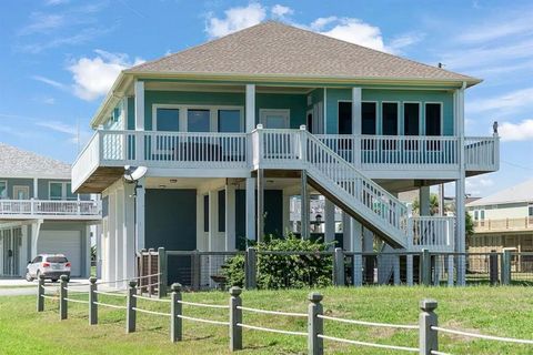 A home in Crystal Beach