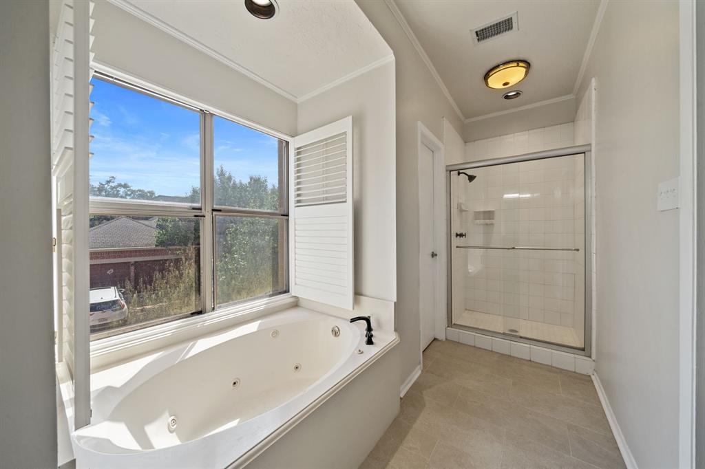 57 Foxhall Crescent Drive, Sugar Land, Texas image 18