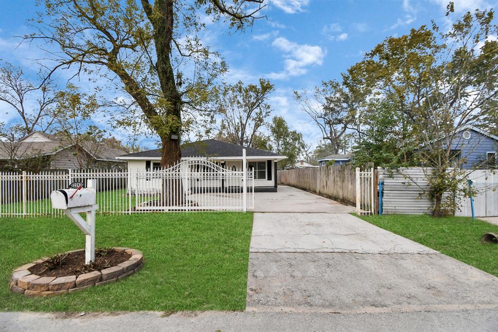 2243 Matilda Street