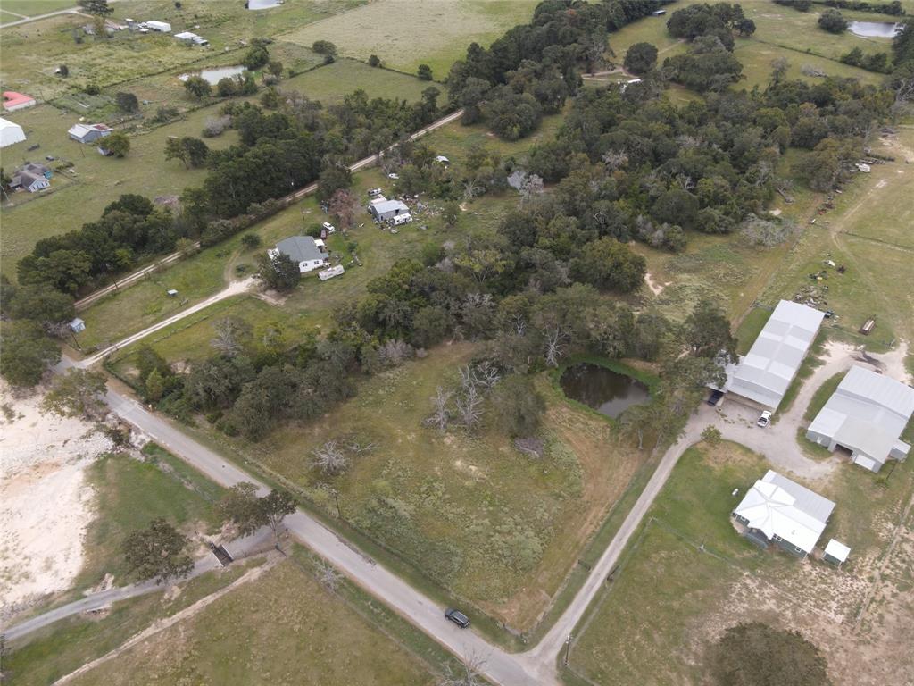 42857 Henson Road- Rd, Hempstead, Texas image 4