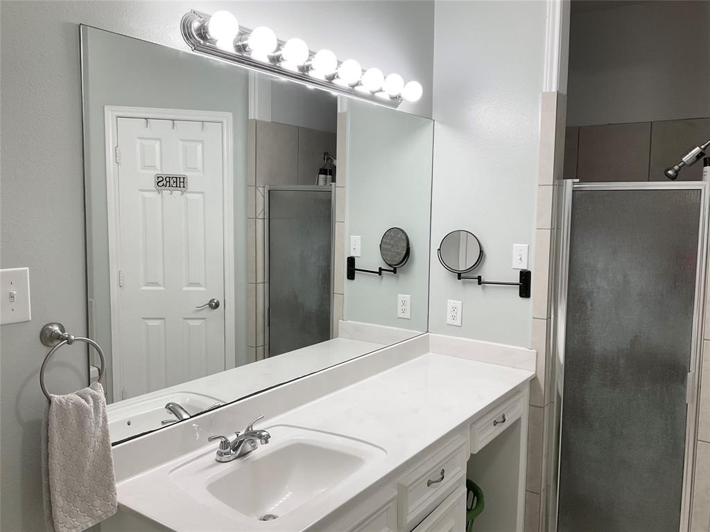 15946 Hickory Knoll, Willis, Texas image 18