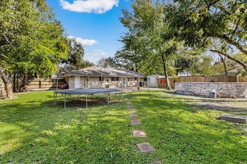 A home in League City