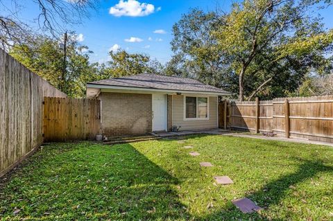 A home in League City