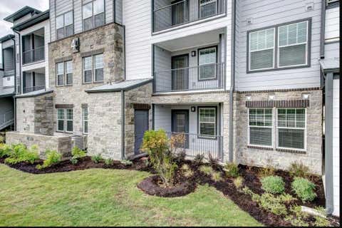 Condo For Rent - 15405 Long Vista Dr Dr<br/> Austin, TX 78728
