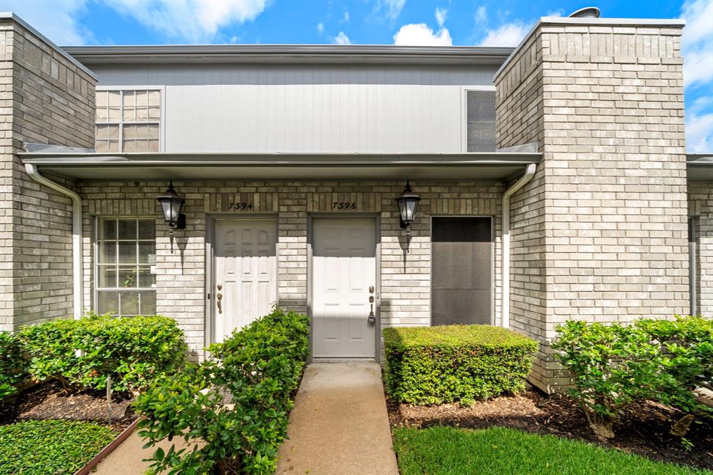 7396 Regency Square Court