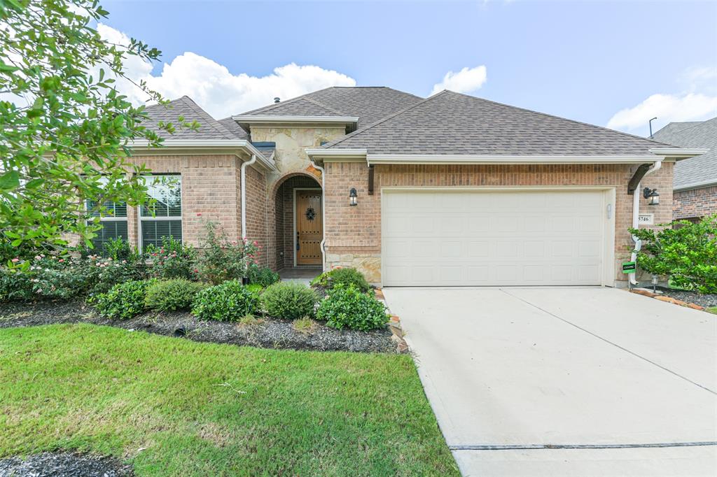 5746 Bobwhite Trail, Manvel, Texas image 1