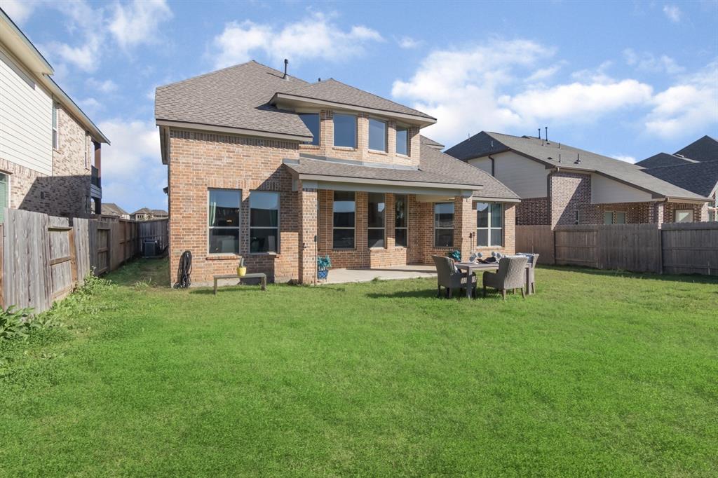 6014 Lake Bridge Lane, Manvel, Texas image 36