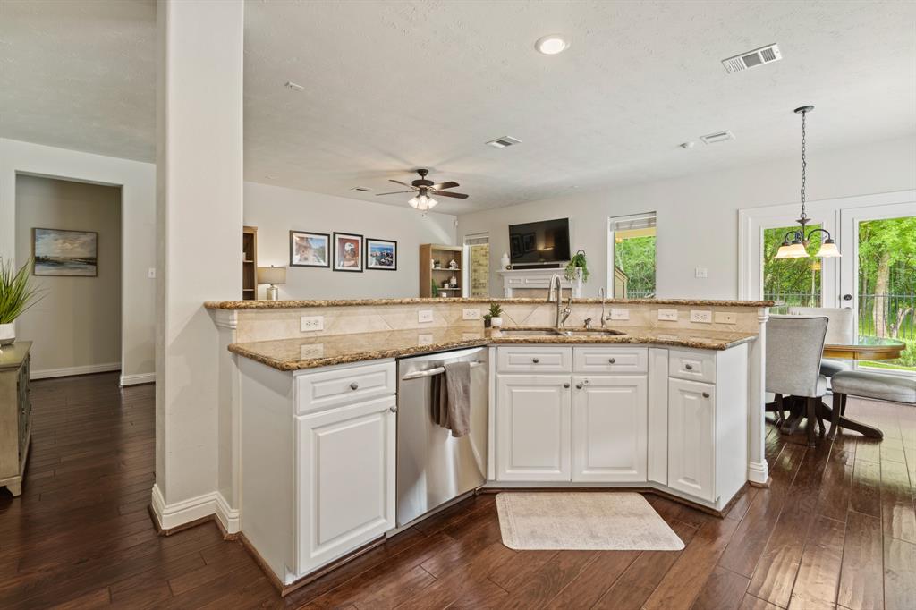 13115 Parkbrook Way Lane, Sugar Land, Texas image 16