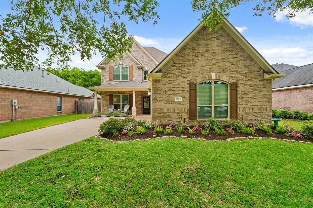 13115 Parkbrook Way Lane, Sugar Land, Texas image 1