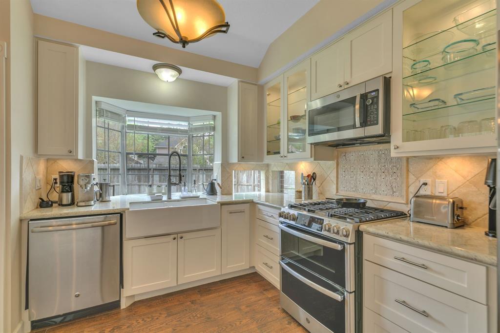 4930 Greenriver Valley Drive, Houston, Texas image 13