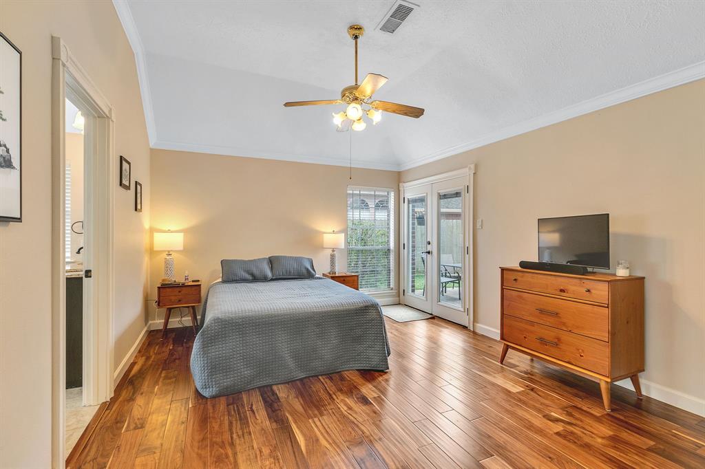 4930 Greenriver Valley Drive, Houston, Texas image 20