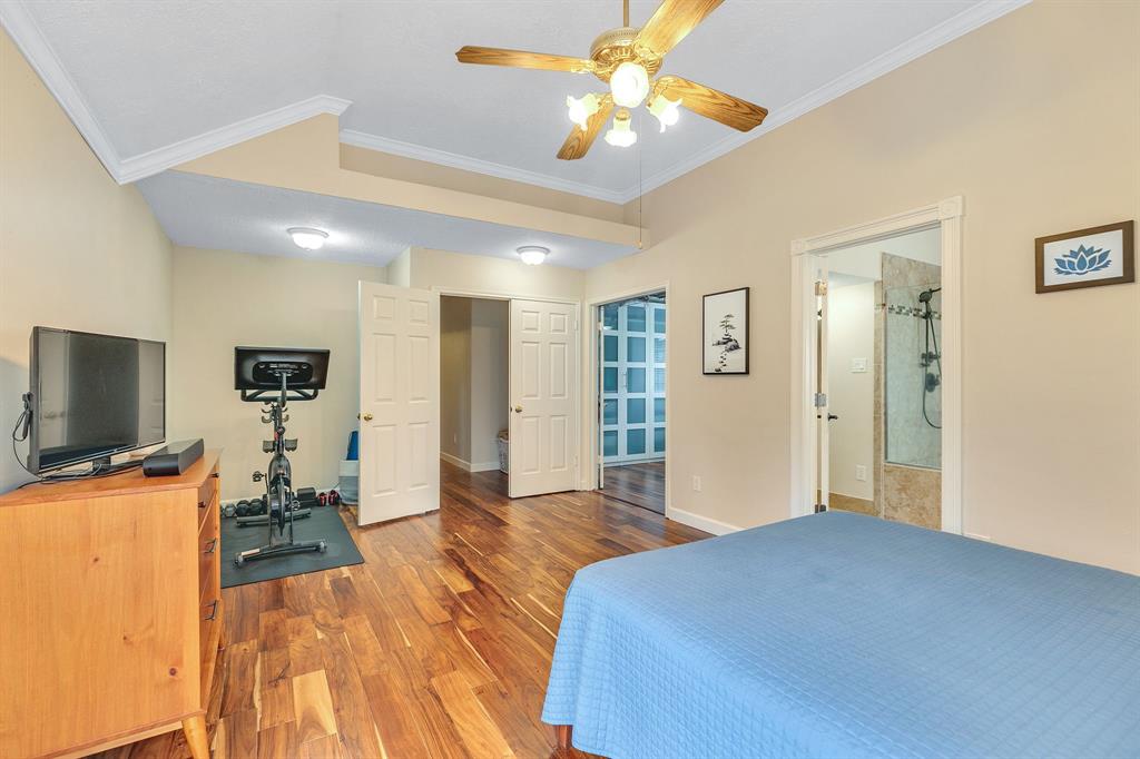 4930 Greenriver Valley Drive, Houston, Texas image 22