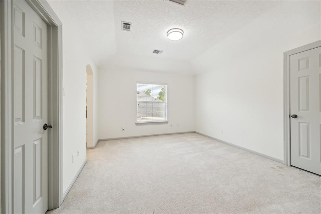 3505 Parkside Drive, Pearland, Texas image 27
