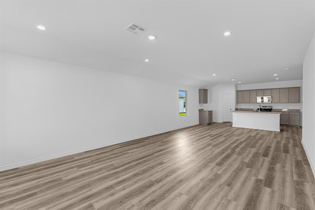 5670 Wood Duck Drive, Orange, Texas image 9