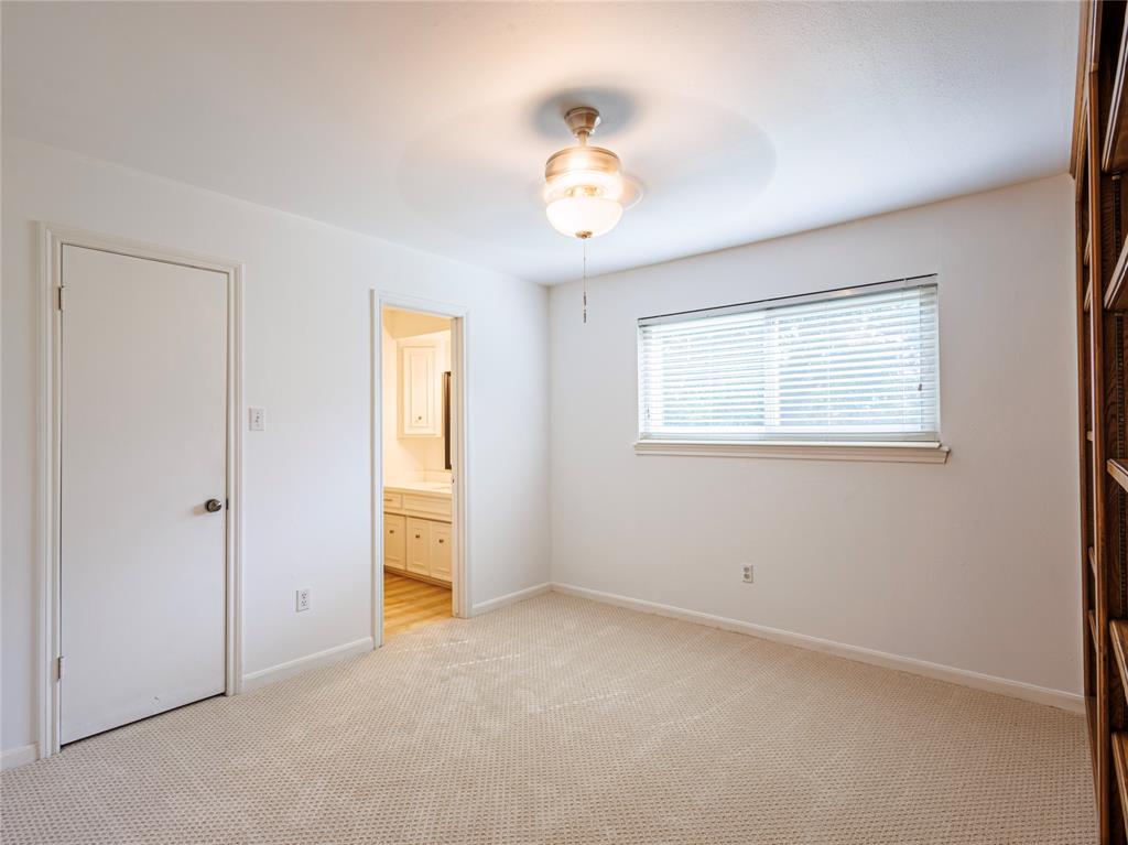 542 Longview Drive, Sugar Land, Texas image 23
