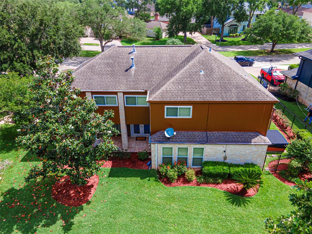 542 Longview Drive, Sugar Land, Texas image 30