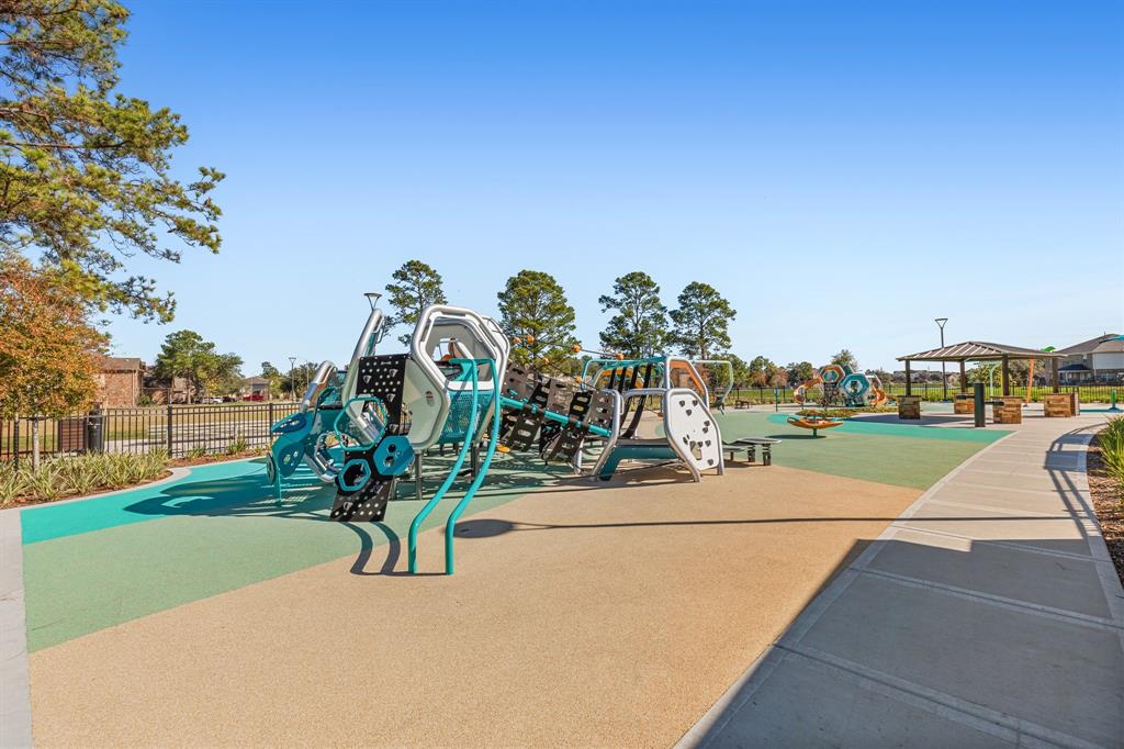9530 Fawn Park Court, Humble, Texas image 44