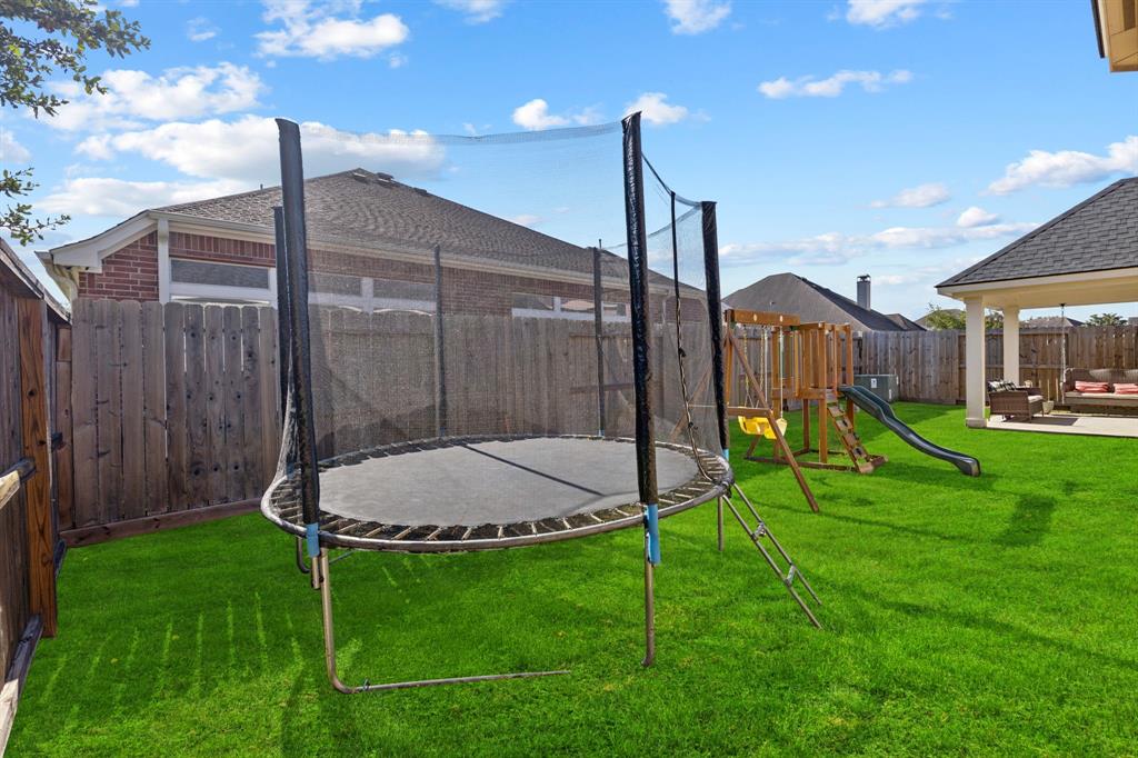 9530 Fawn Park Court, Humble, Texas image 39
