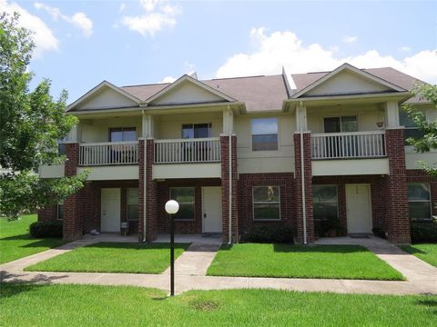 A home in Missouri City