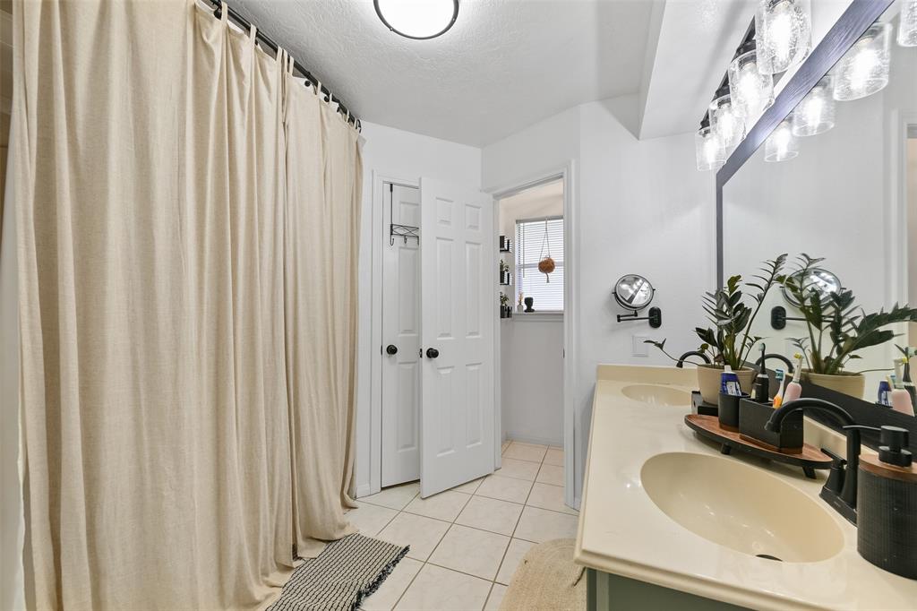 16706 Bear Bayou Drive, Channelview, Texas image 19