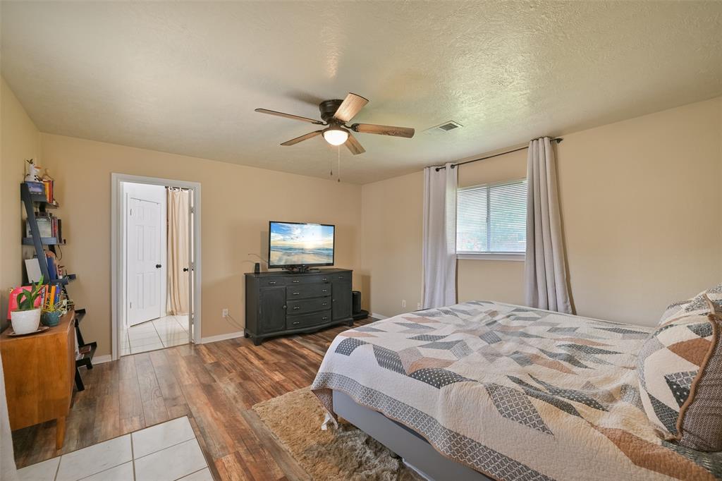 16706 Bear Bayou Drive, Channelview, Texas image 17