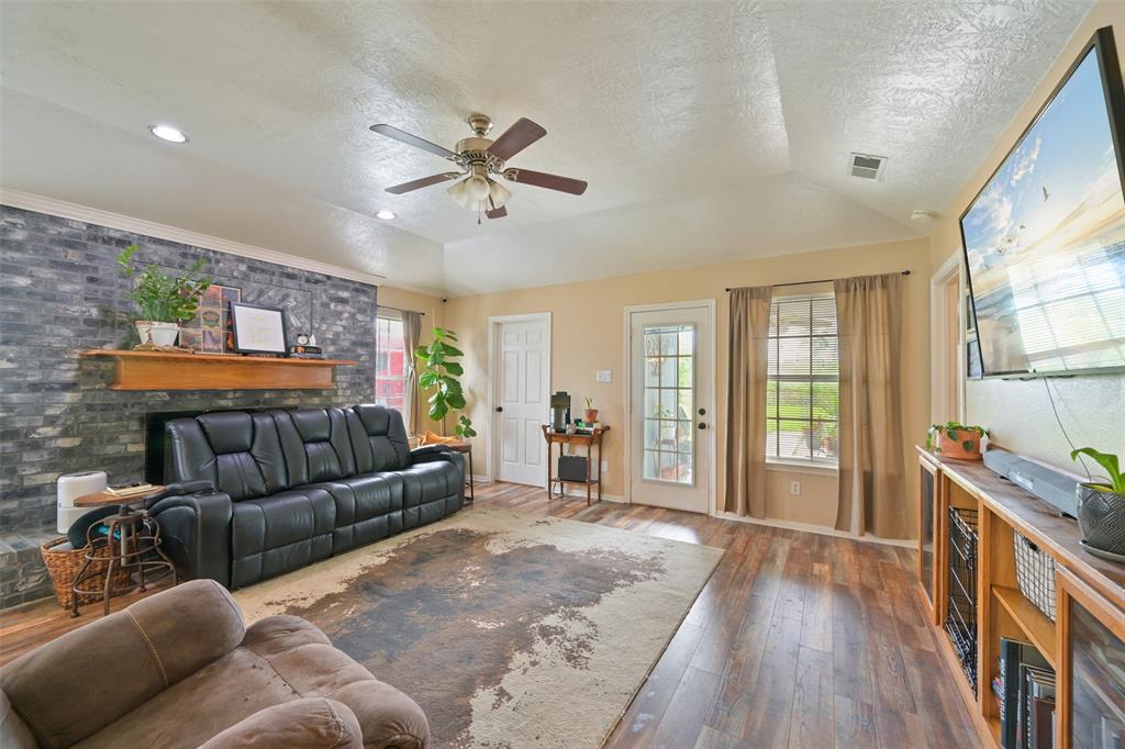 16706 Bear Bayou Drive, Channelview, Texas image 6