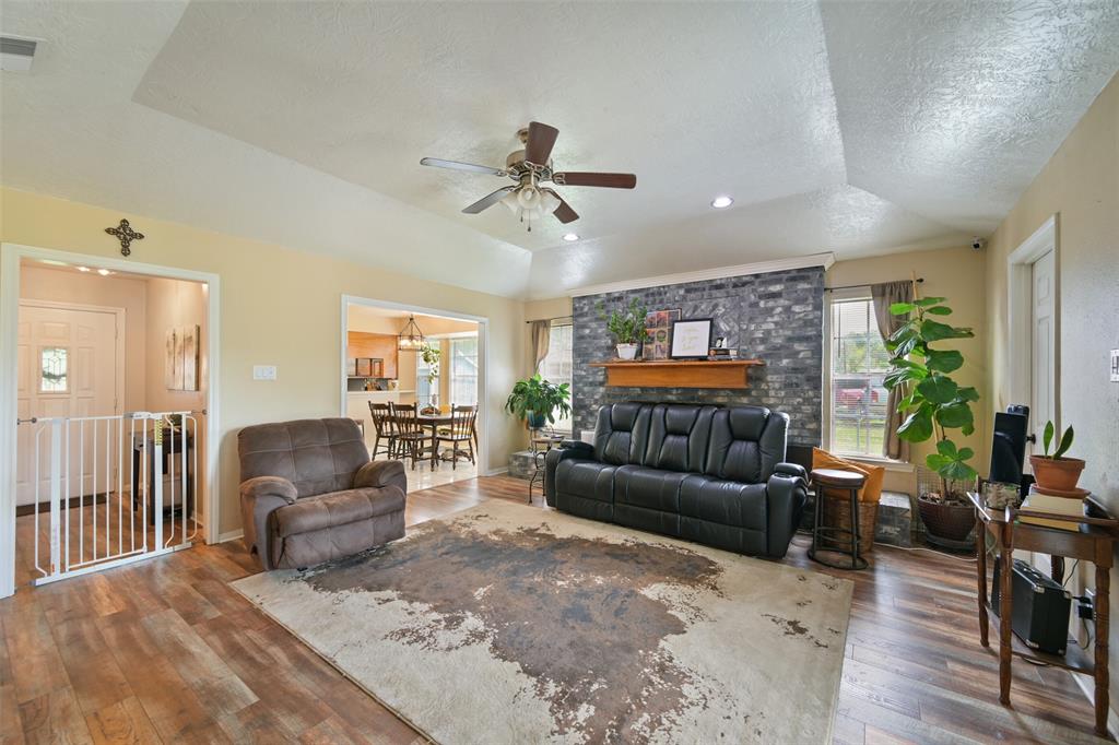 16706 Bear Bayou Drive, Channelview, Texas image 8