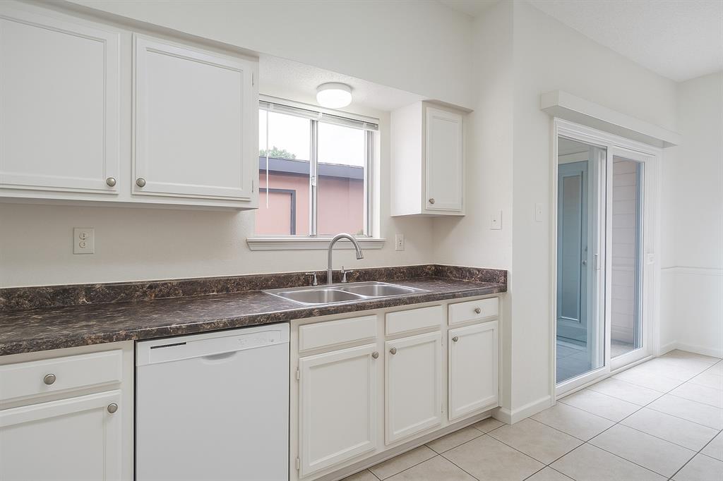 12400 Brookglade Circle #55, Houston, Texas image 6