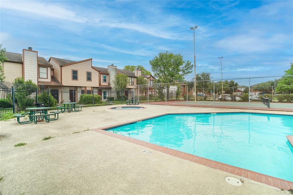 12400 Brookglade Circle #55, Houston, Texas image 30