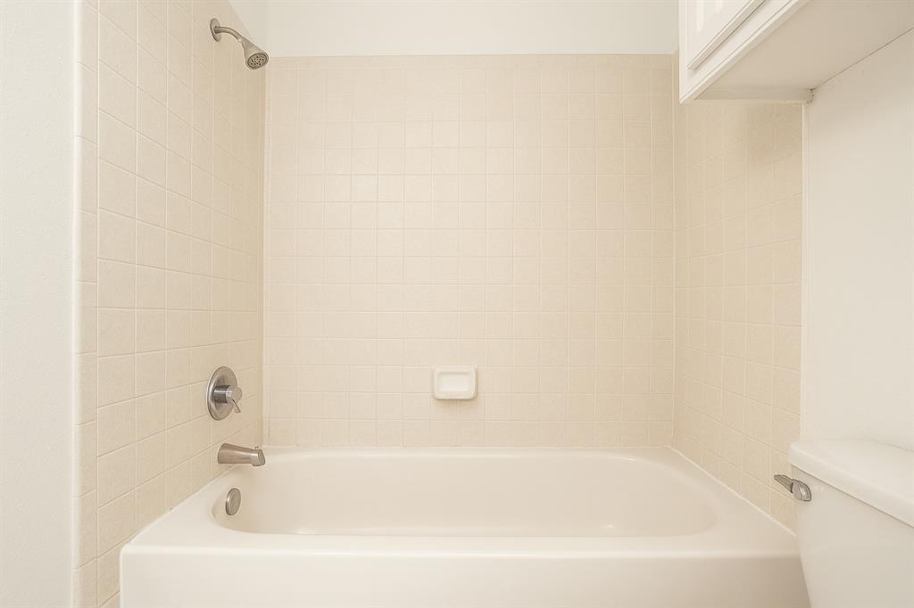 12400 Brookglade Circle #55, Houston, Texas image 25