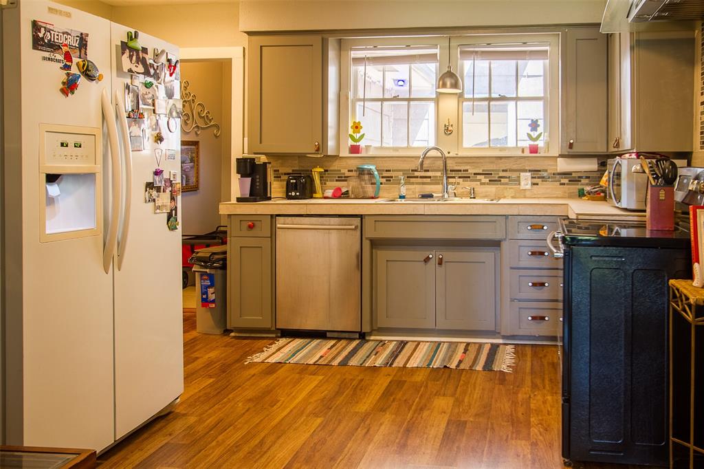 711 E Sixth Street, Brenham, Texas image 5