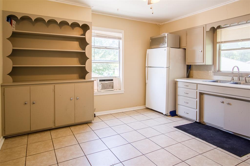 711 E Sixth Street, Brenham, Texas image 16