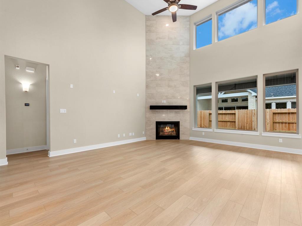9311 Daisy Valley Drive