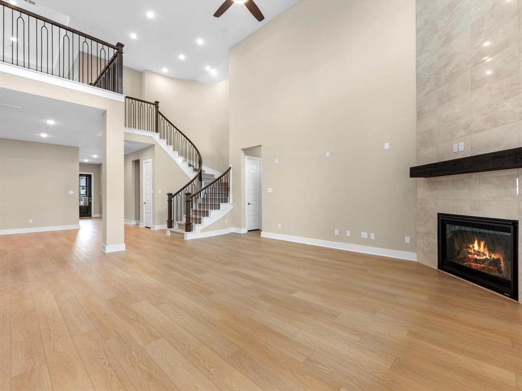 9311 Daisy Valley Drive