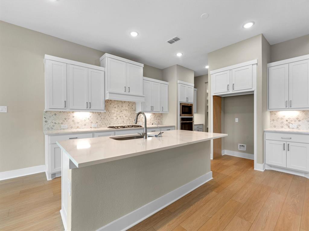 9311 Daisy Valley Drive