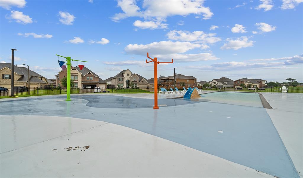 6211 Amberwood Drive, League City, Texas image 12