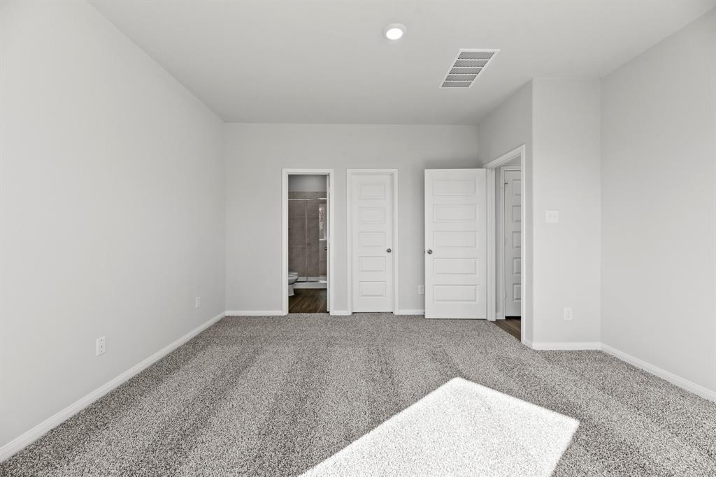 16936 Hazelnut Drive, Conroe, Texas image 10