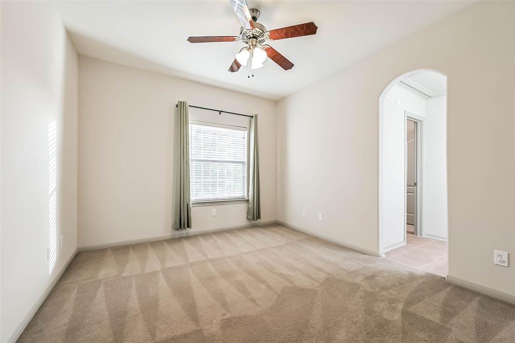 1423 Blakely Grove Lane, Pearland, Texas image 25