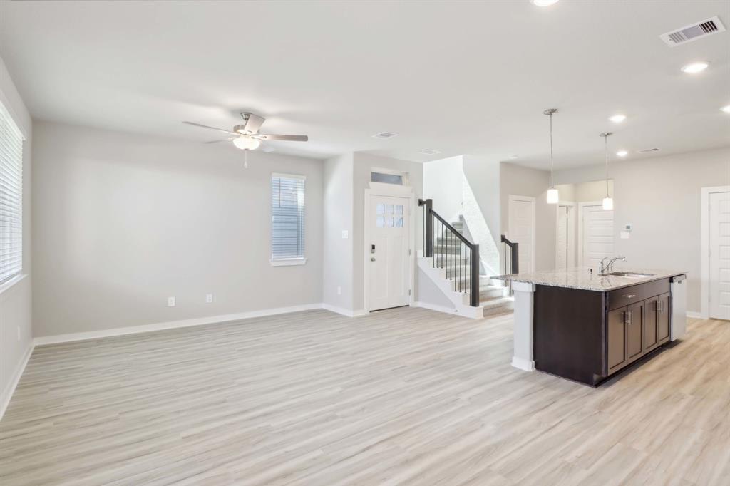 2183 Beachcomber Drive, Kemah, Texas image 8