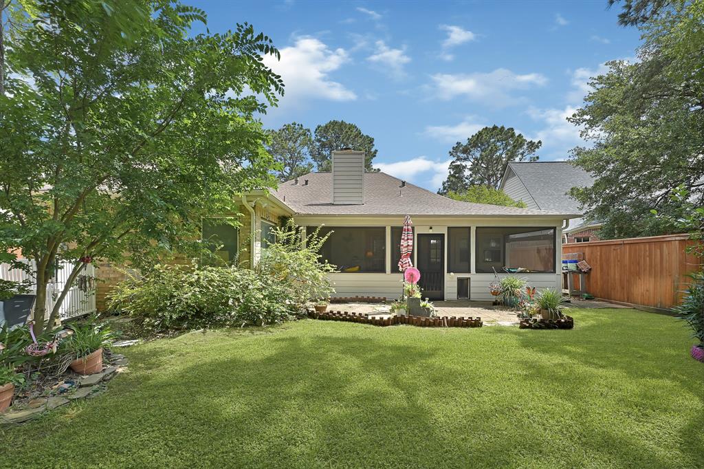 7551 Basswood Forest Court, Houston, Texas image 36