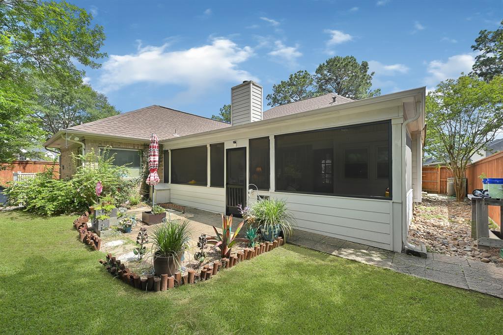 7551 Basswood Forest Court, Houston, Texas image 37
