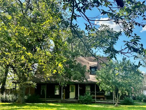 A home in Clute