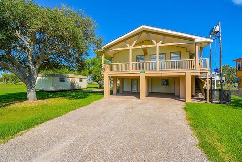 983 Bayview Drive Palacios TX 77465