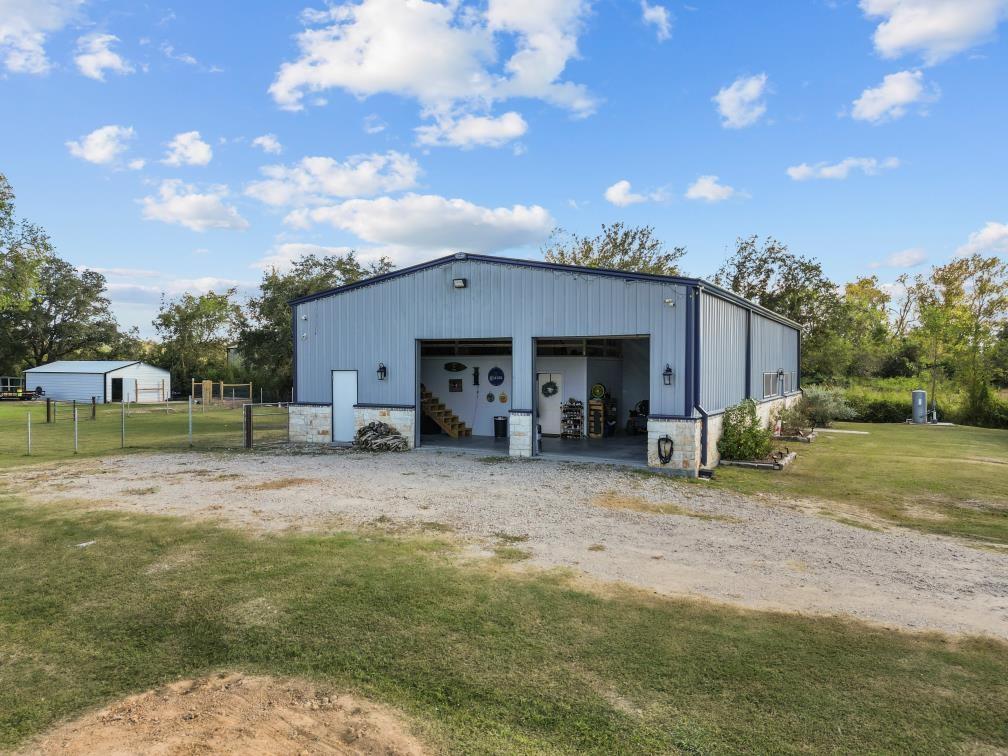 2211 Cemetery Road, Santa Fe, Texas image 3