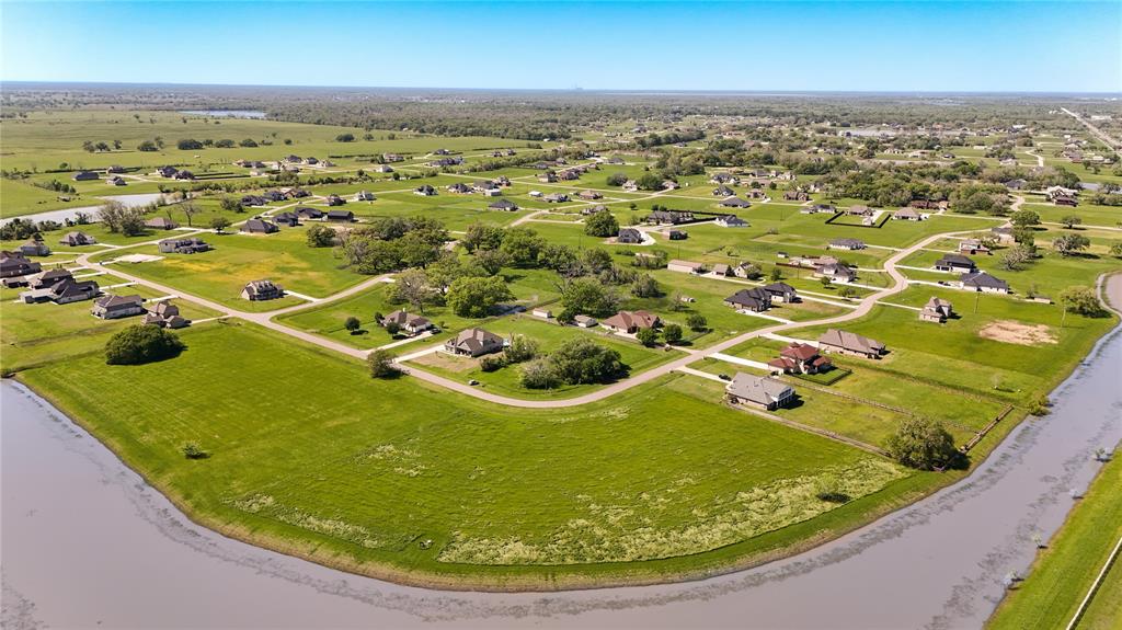 1302 Lakeland Circle, Rosharon, Texas image 14