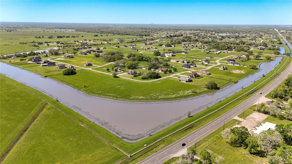 1302 Lakeland Circle, Rosharon, Texas image 13