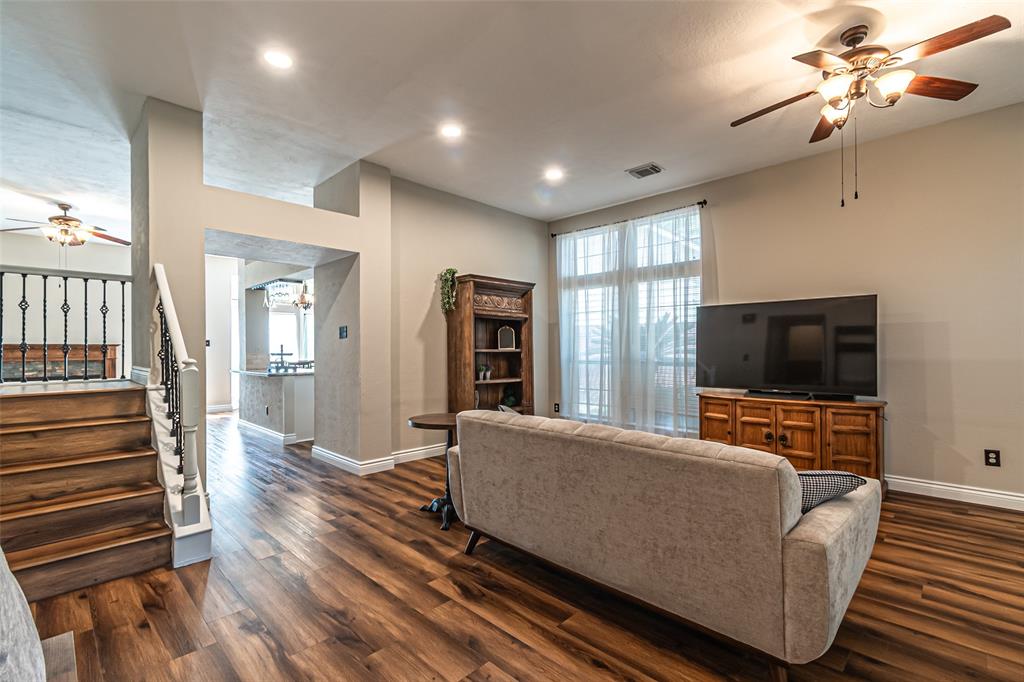 20423 Lone Star Oak Street, Cypress, Texas image 6