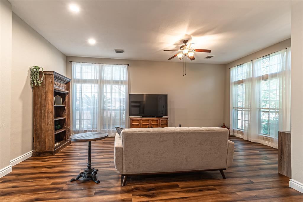 20423 Lone Star Oak Street, Cypress, Texas image 8